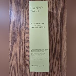 Sun + Moon Sunny Daze Enzyme Scrub